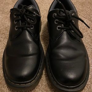 Dr. Martens! Men's 8, Slight Creasing, Worn Once:)
